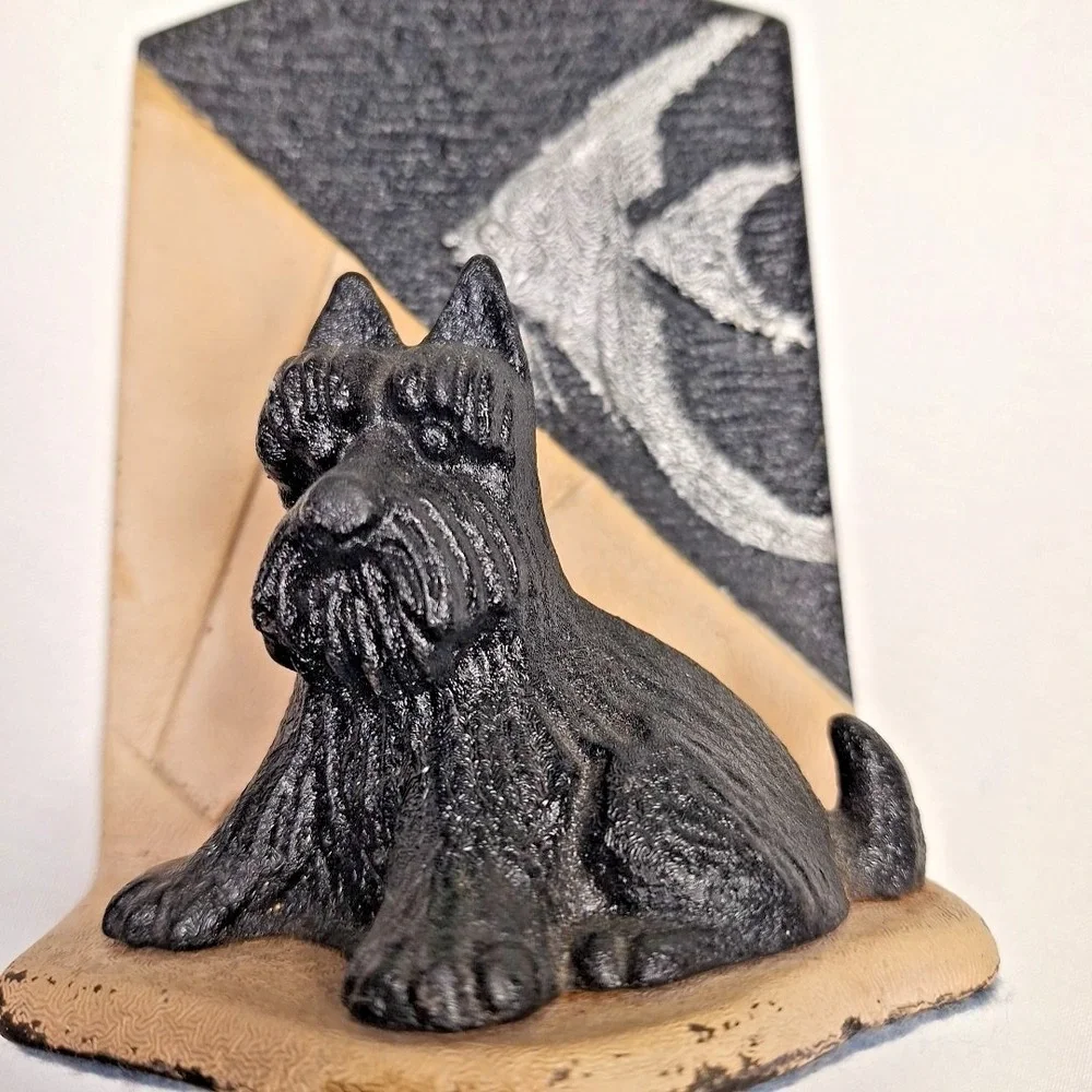 Art Deco Scottie Dog &‎ Angel Fish Cast Iron Statue Decor 1 Bookend Vintage Rare